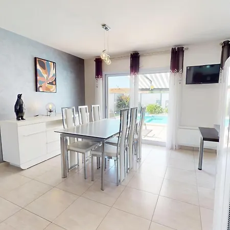 Palm Cornue Avec Piscine Privative Saint-Gilles-Croix-de-Vie