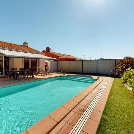 Palm Cornue Avec Piscine Privative