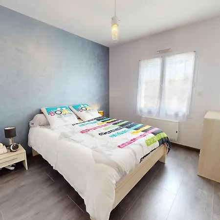 Ferienhaus Palm Cornue Avec Piscine Privative