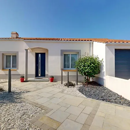 Ferienhaus Palm Cornue Avec Piscine Privative