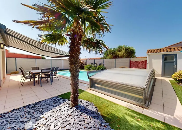 Palm Cornue Avec Piscine Privative Semesterbostad *