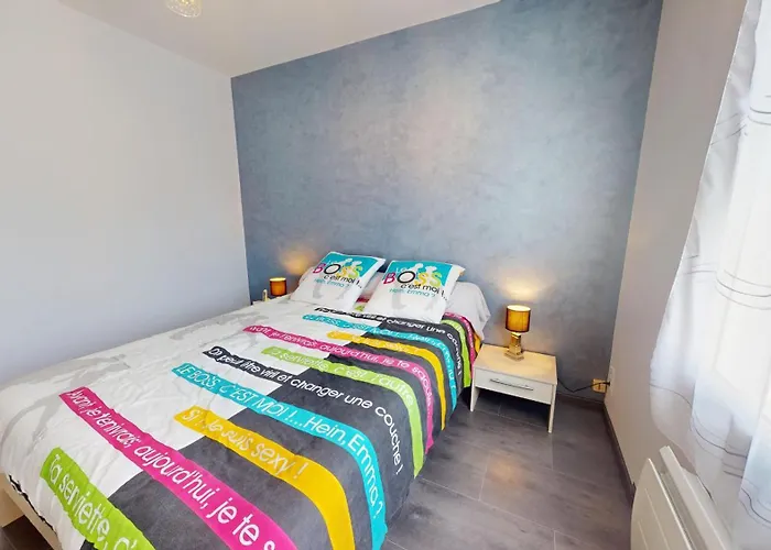 Semesterbostad Palm Cornue Avec Piscine Privative *